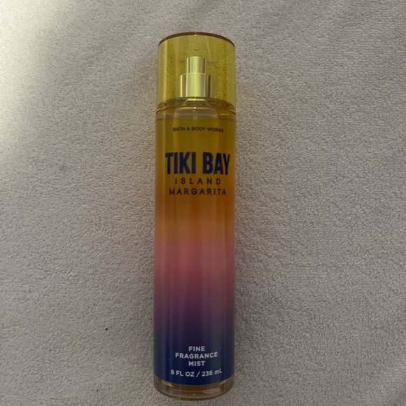 bath and body works body sprays - Picture 3 of 4